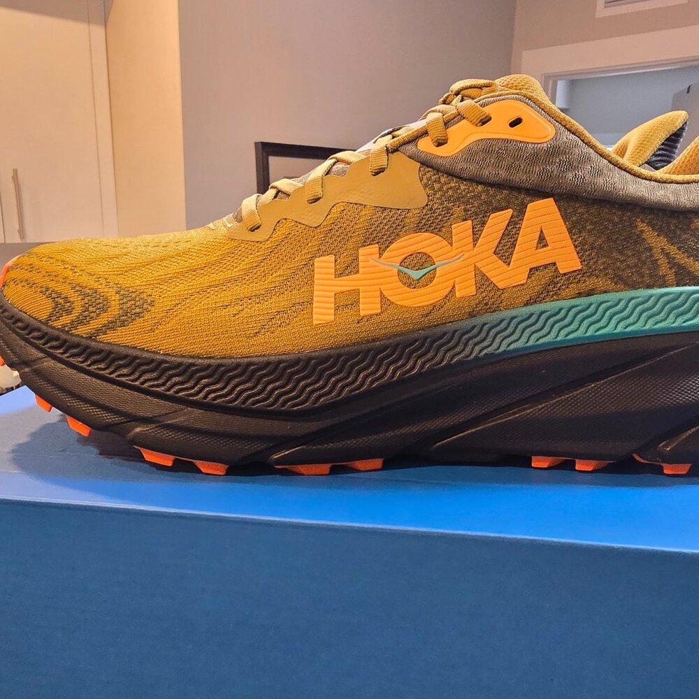Best for: Trail Running All Terrain Running Features: Extended heel pull Enginee
